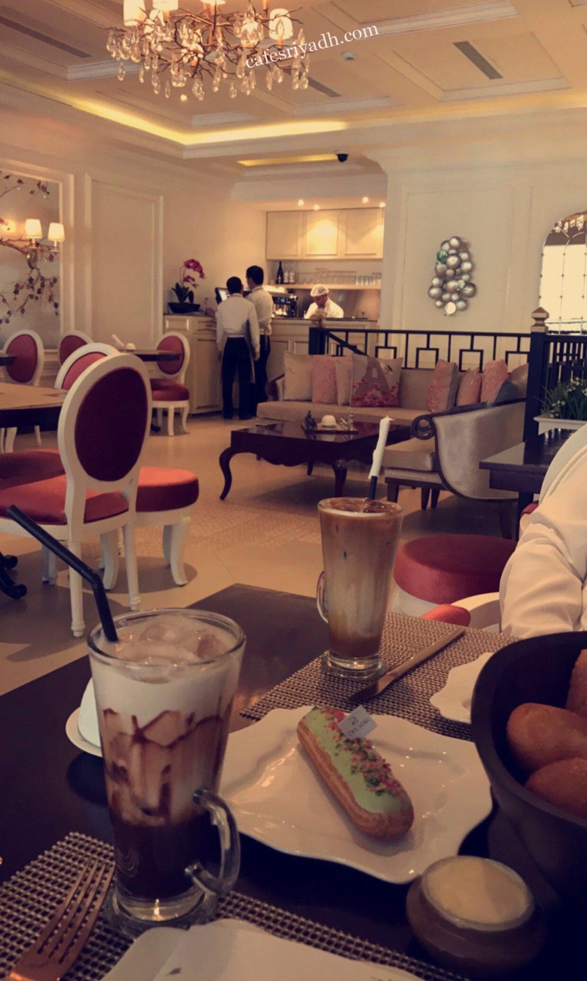 اوبليزير كافي بالرياض (الأسعار + المنيو + الموقع )