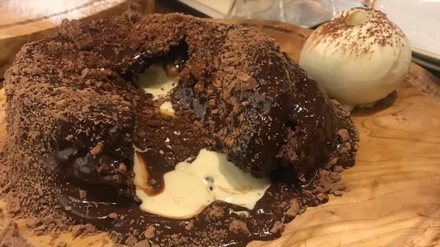 اوفر جار كافيه بالرياض (الأسعار + المنيو + الموقع )