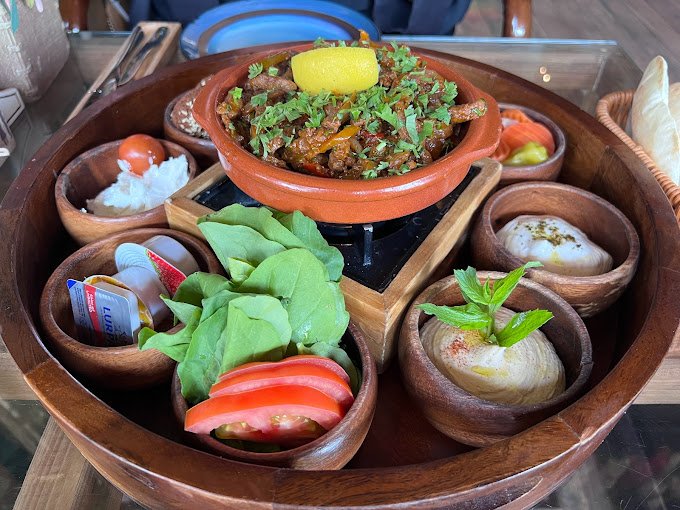 مطعم افندار