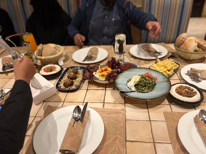 أفضل مطاعم فيها بارتشن بالرياض