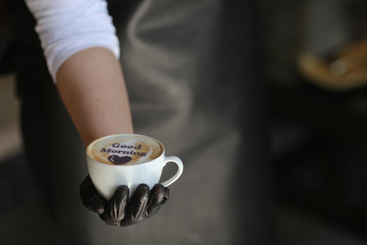 كافيهات و مطاعم تعمل اعياد ميلاد في الرياض ( الاسعار + المنيو + الموقع )
