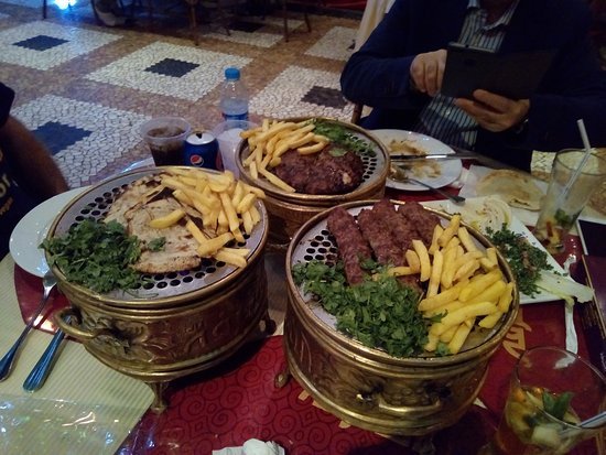 مطعم الشرفة