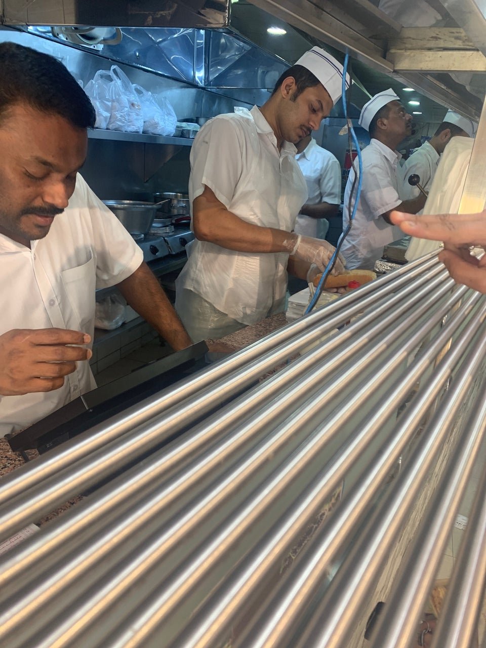 مطعم بوفية الشباب