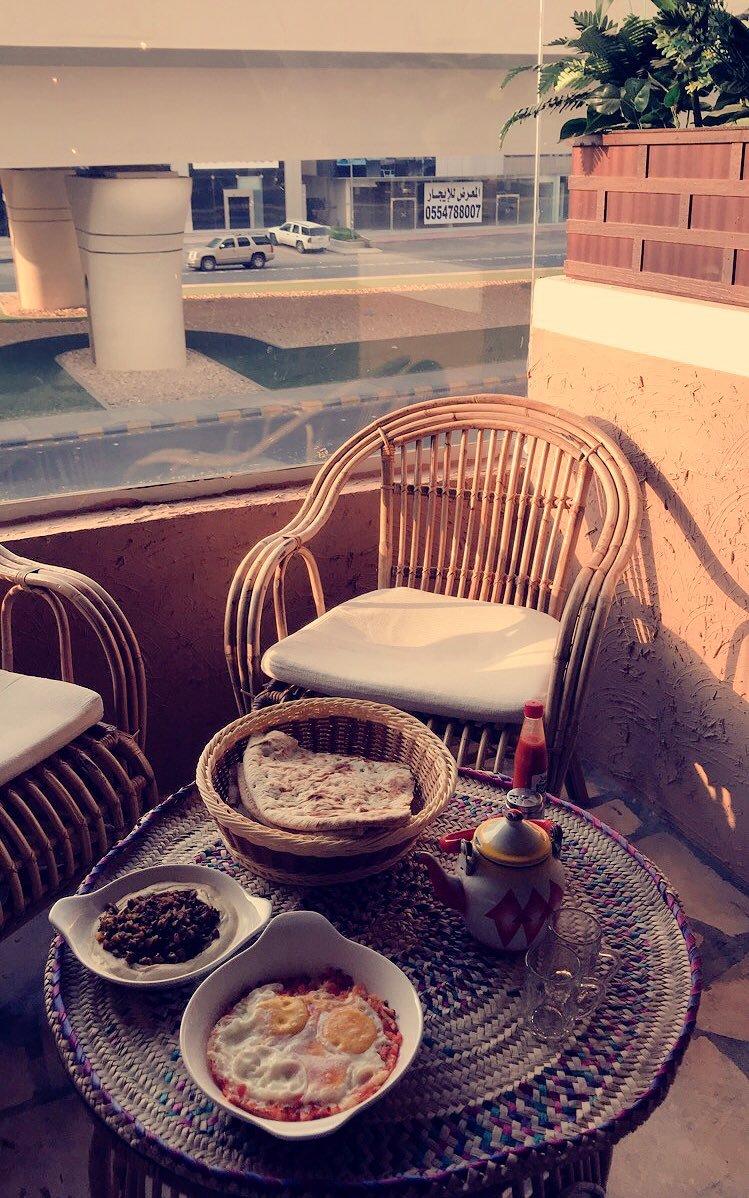 lezwan cafe
