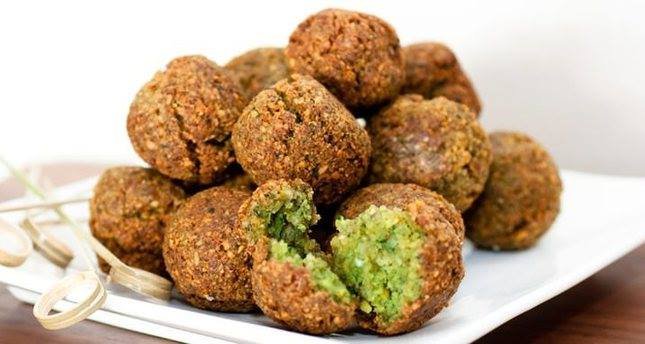 مطعم عيش وملح