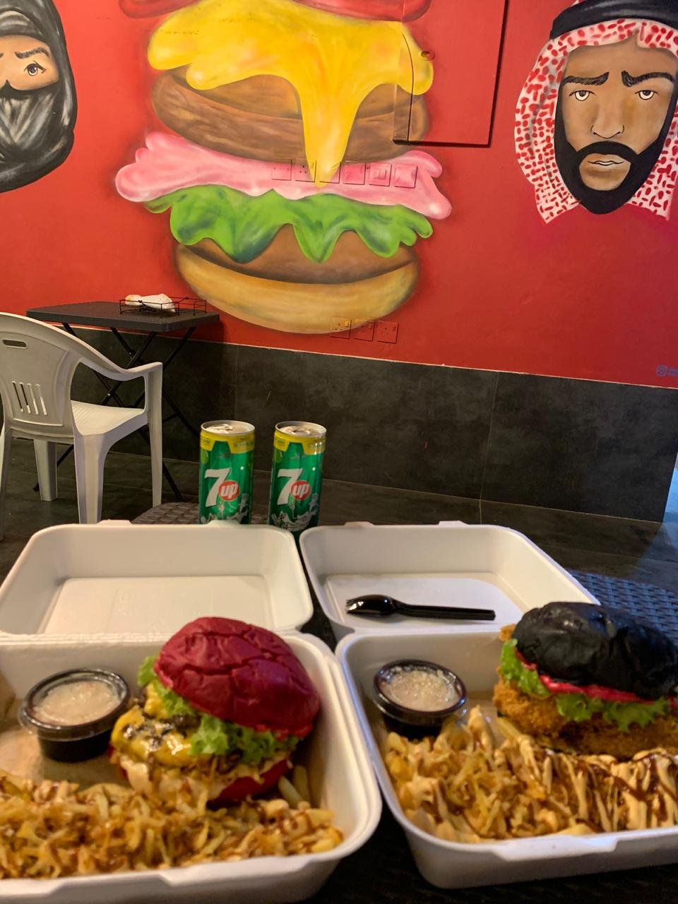 مطعم ويتر waiter (الأسعار + المنيو + الموقع )