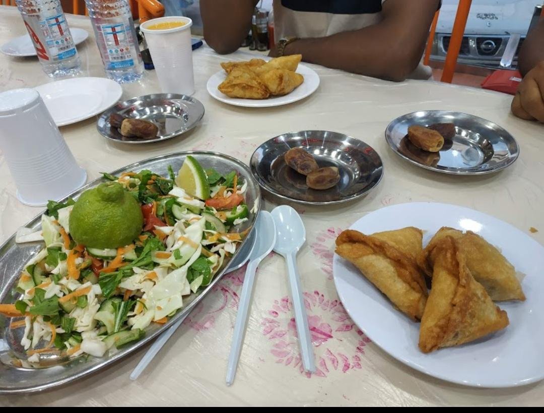 مطعم نجوم العرب (الأسعار + المنيو + الموقع )