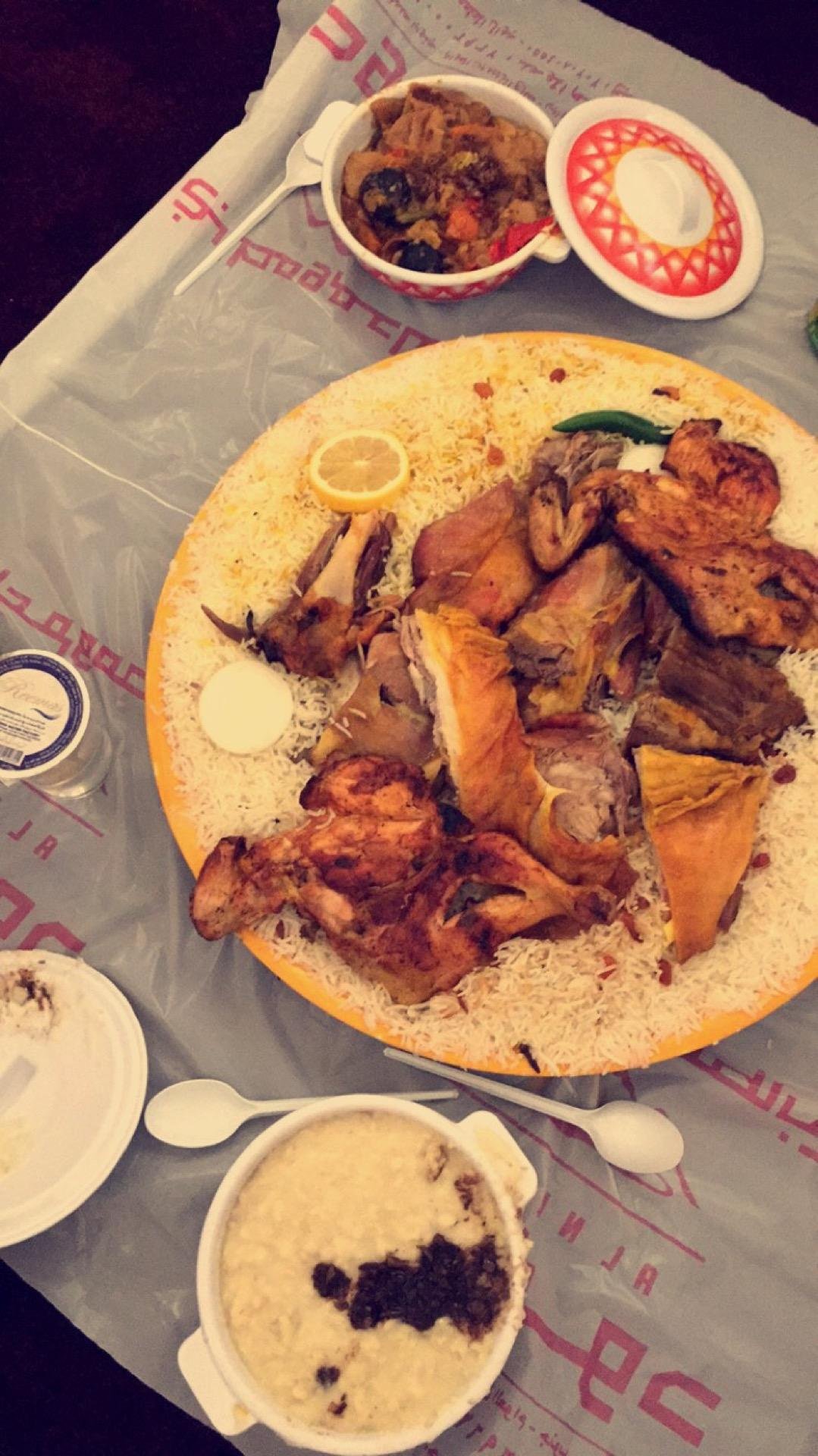 مطاعم ومطابخ النفود