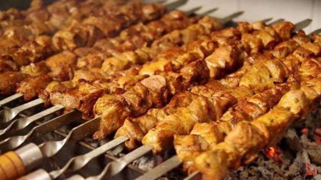 مطعم عماد للمشويات