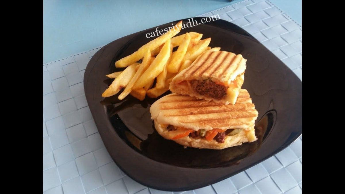 Panini sandwich restaurant