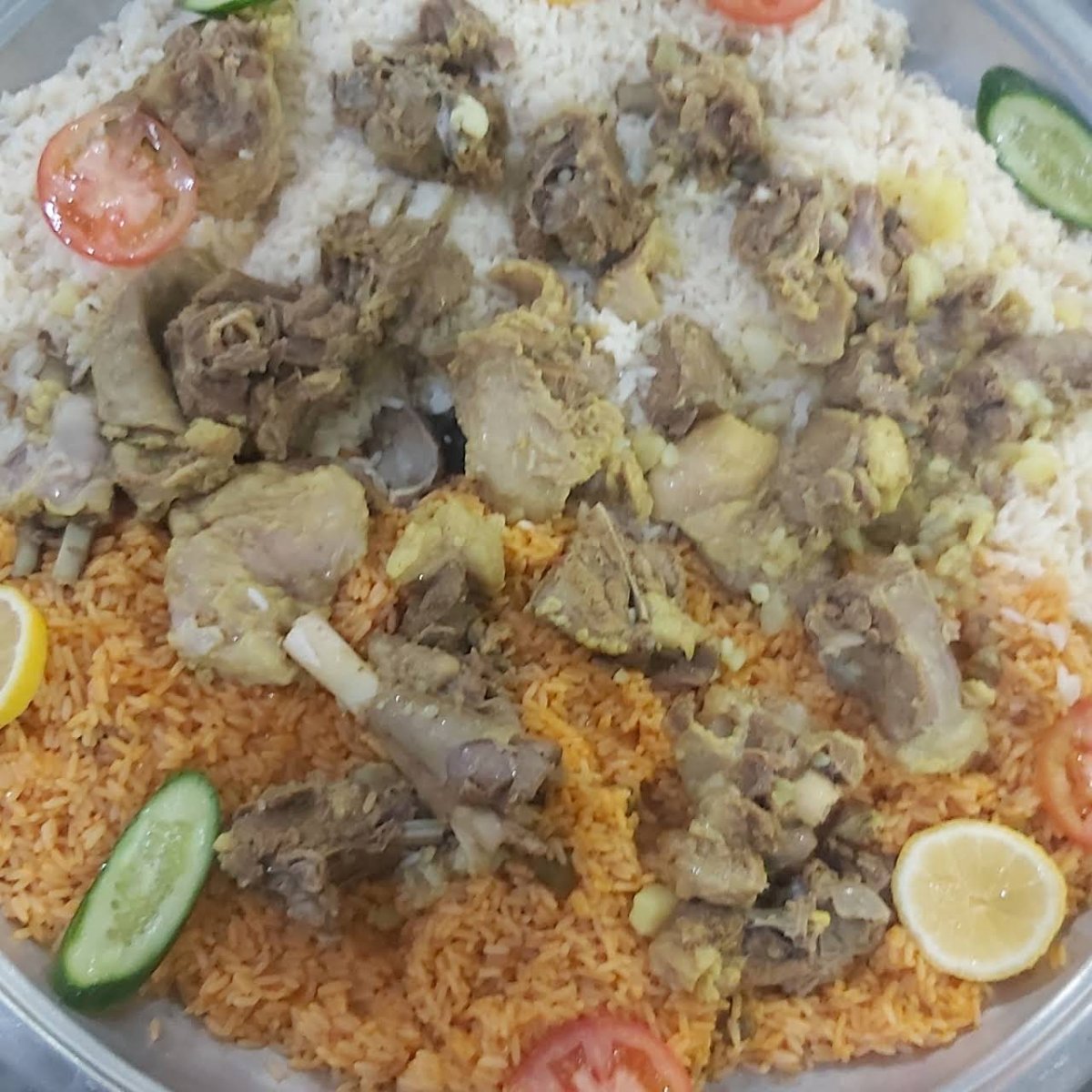 مطعم قمة روابي