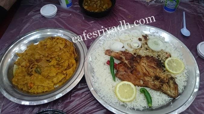 مطعم سما قريتى‭