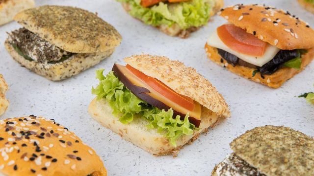 مخبز دوكة مخبوزات و حلويات (الأسعار+ المنيو+ الموقع)