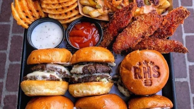 مطعم هوم برجر بالرياض (الأسعار+ المنيو+ الموقع)