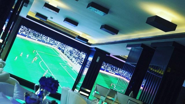 كافيهات تنقل المباريات الرياض (الأسعار+ المنيو+ الموقع)