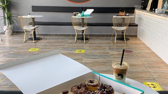 مقهى دونت لاند بالرياض (الأسعار+ المنيو+ الموقع)