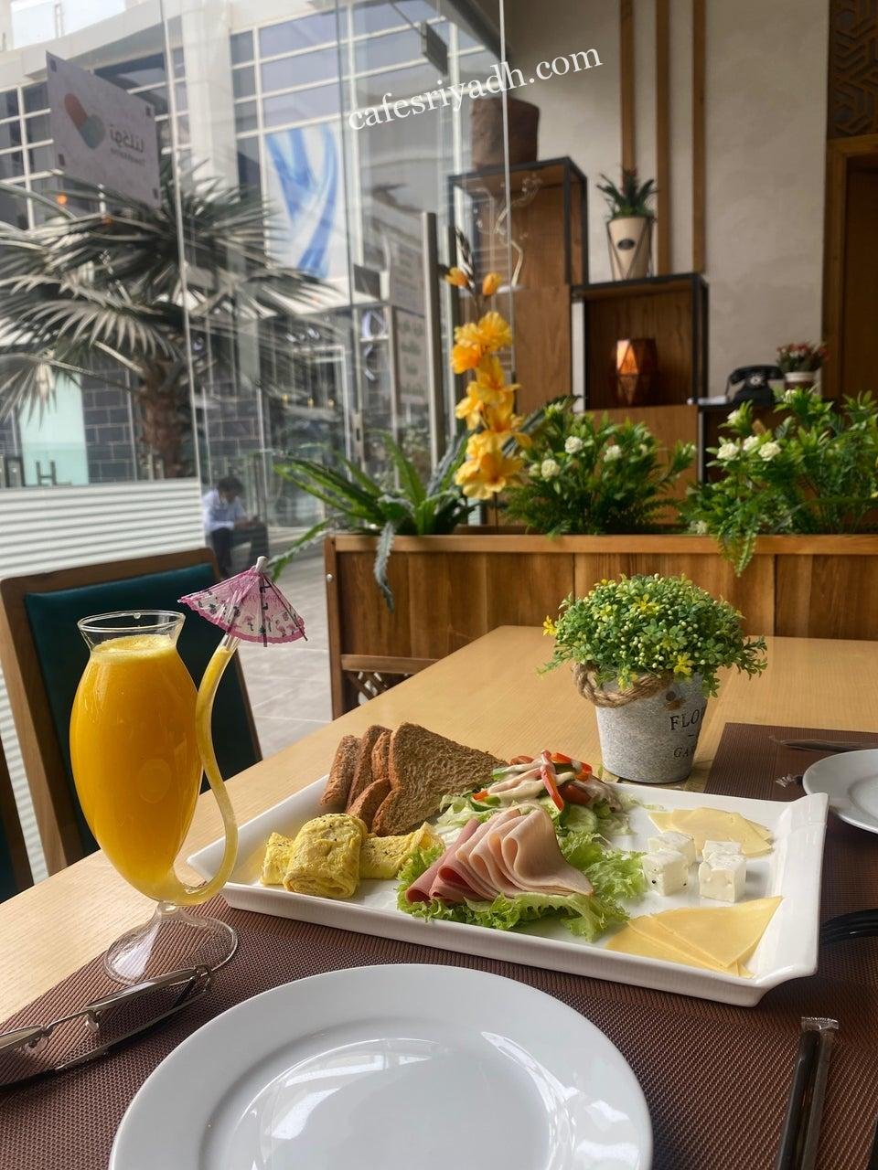 بونجو كافيه Bonju Cafe بالرياض (الأسعار+ المنيو + الموقع)