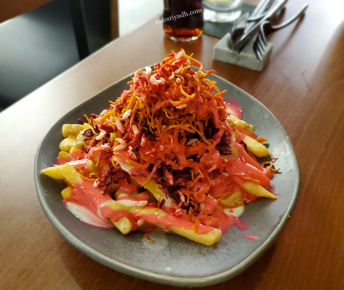 مطعم تو ايت 2 Eat بالرياض (الأسعار+ المنيو+ الموقع)