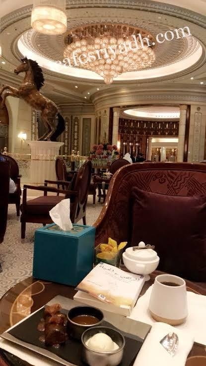 افضل لاونج في الرياض جلسات خارجية