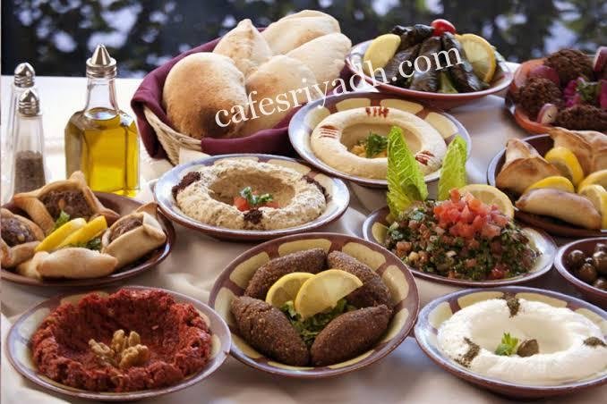 مطعم باب القرية بالدوادمي