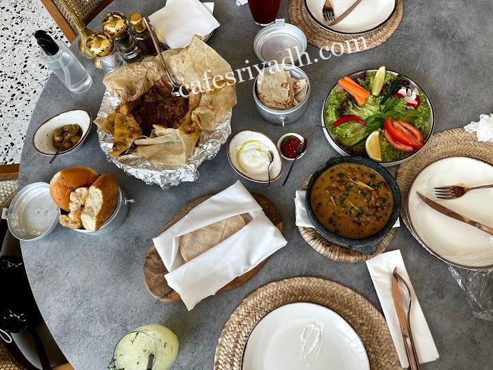 مطاعم شارع الأمير عبدالعزيز بن مساعد بن جلوي افضل 12 مطعم