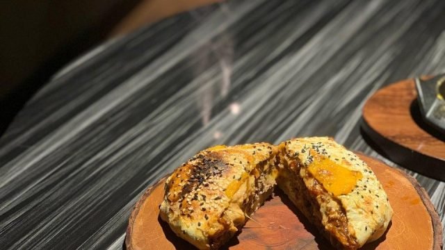 مطعم عجين شاك برجر الرياض (الأسعار+ المنيو+ الموقع)