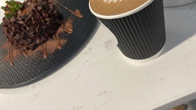 كافيه كوب وقطة بالرياض (الأسعار+ المنيو+ الموقع)