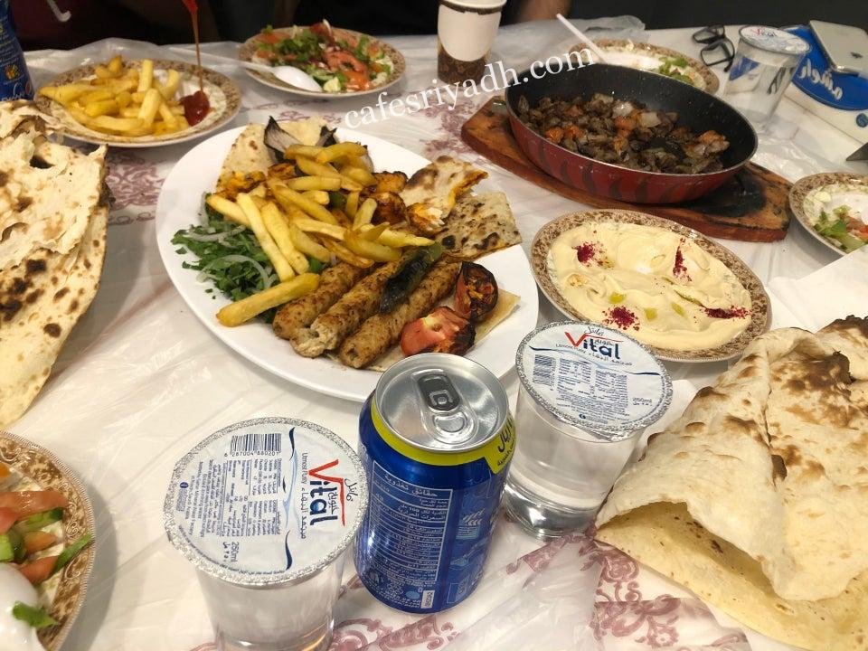 مطعم مشويات الذواق