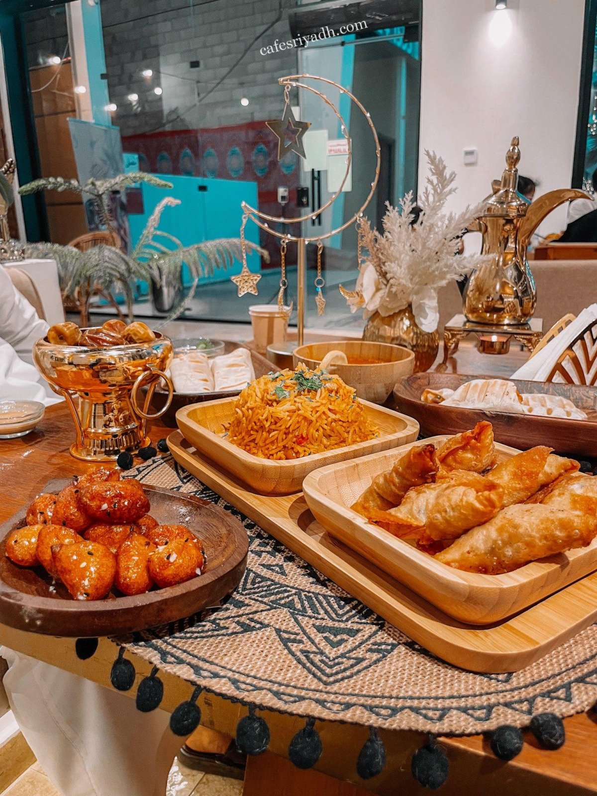قهوة عتاق بالرياض
