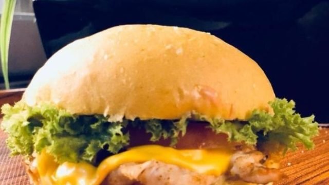 مطعم فاينست برجر الخرج ( الاسعار + المنيو + الموقع )