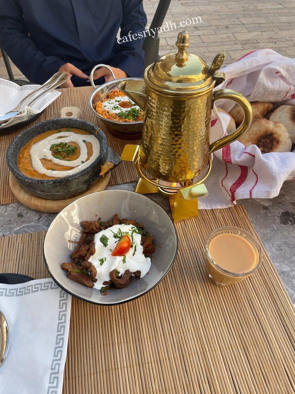 مطعم خبازه