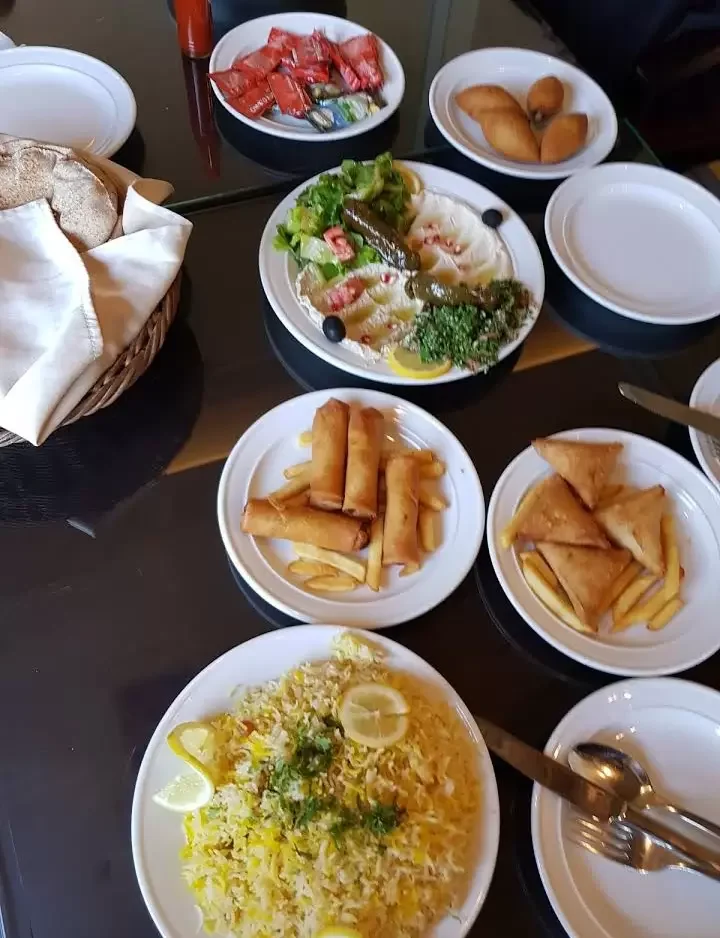 مطعم الضوء الخافت الدرعية