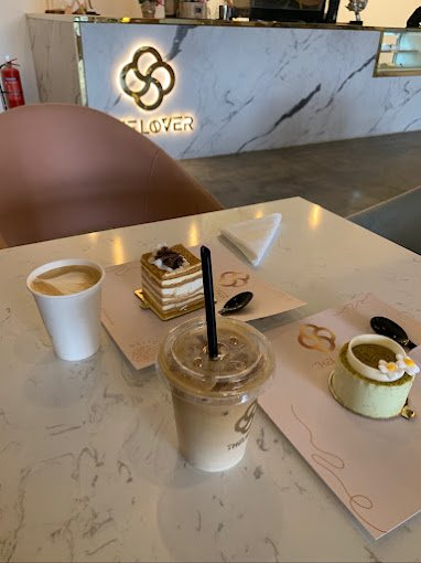 ذالوفر كافيه الرياض (الأسعار + المنيو + الموقع )