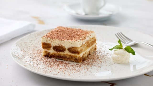 مطعم Madeo فيا الرياض (الأسعار + المنيو + الموقع )